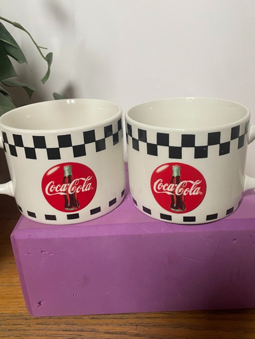 Coca-Cola Vintage Mugs 1997 by Gibson